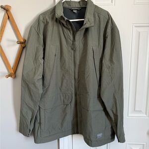 Eddie Bauer Men's Sage Green Raincoat